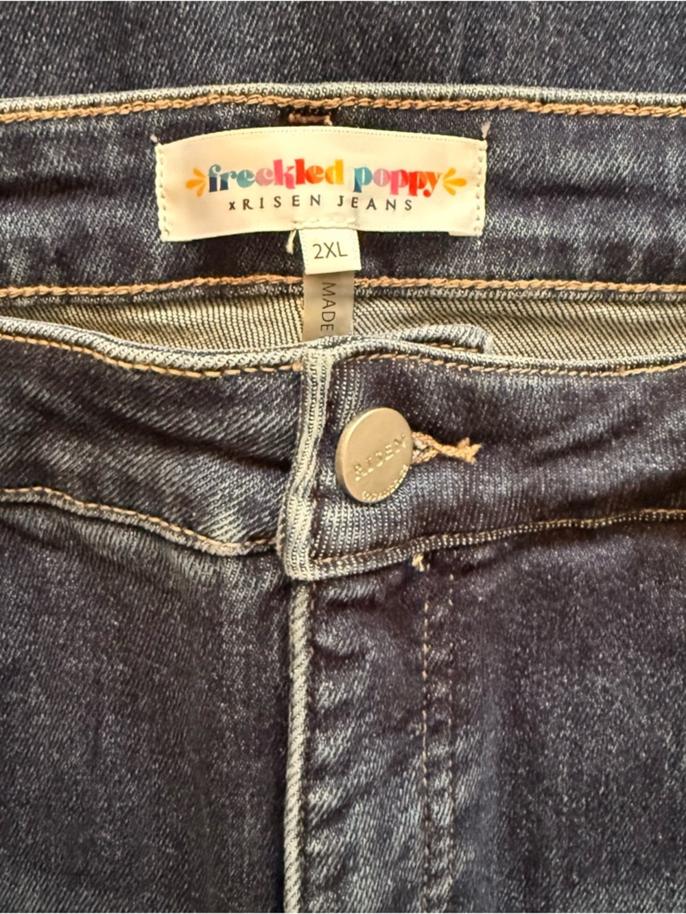 Freckled Poppy High-Rise Women's Jeans in Dark Blue